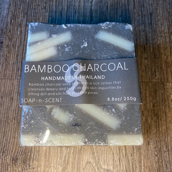 Charcoal Beauty Bundle - Picture 4 of 9